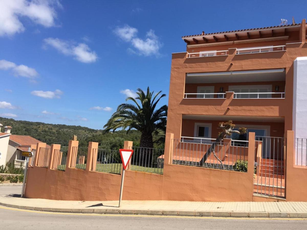 Son Bou By The Sea; Home With A Private Garden Extérieur photo